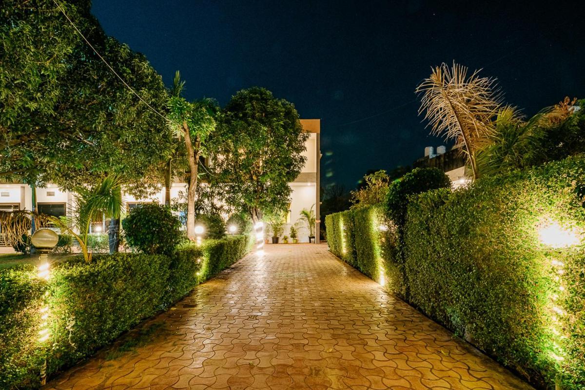Aditya Palace Πουσκάρ Εξωτερικό φωτογραφία