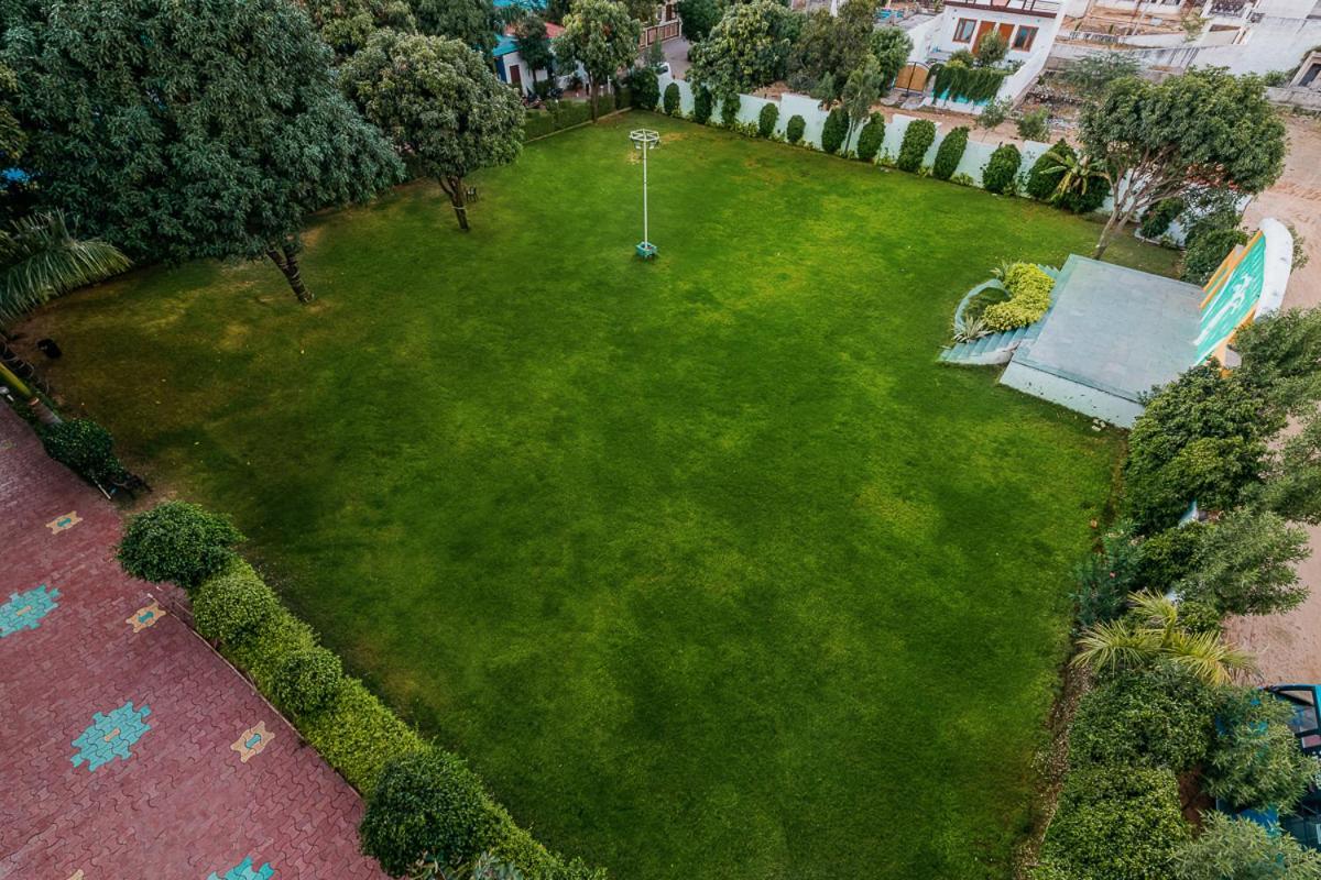 Aditya Palace Πουσκάρ Εξωτερικό φωτογραφία